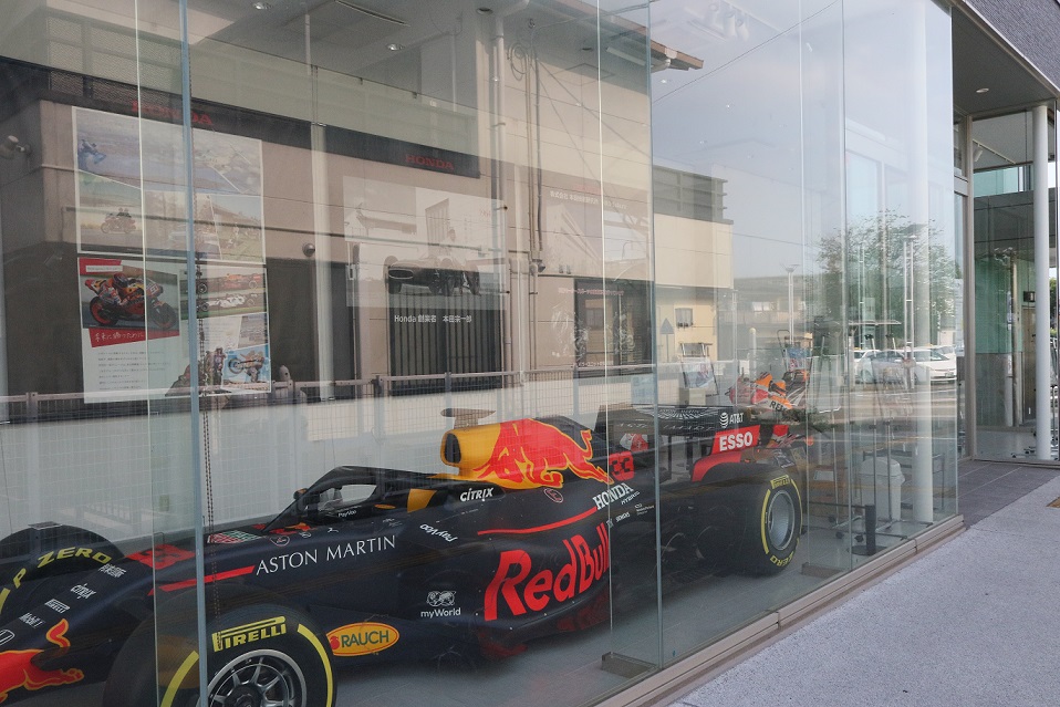 さくらテラス』にF1カーとMotoGPマシン登場！ – 栃木県さくら